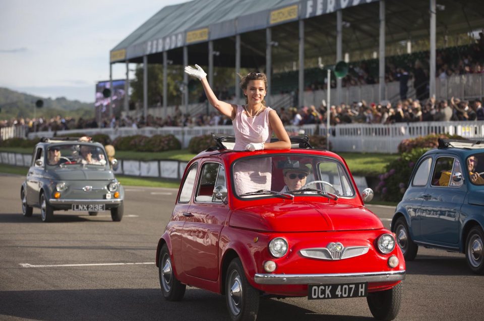Goodwood – Vintage fashion, old cars and a bit of race action!